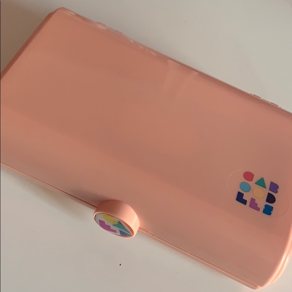 peach small caboodle
